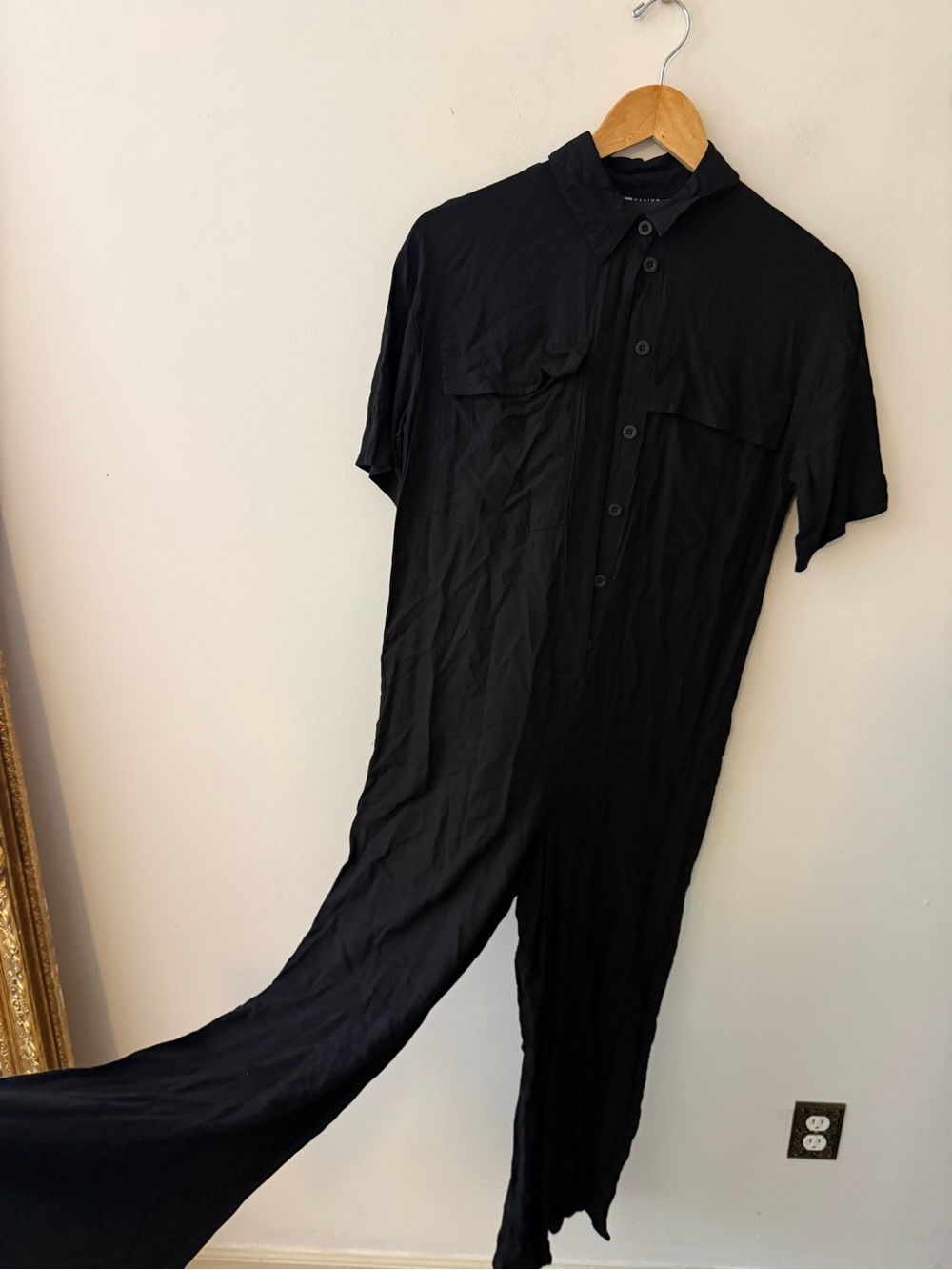 ASOS Black Slouchy Short-Sleeve Wide-Leg Utility Jumpsuit - Picture 4 of 8